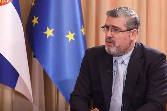 "U potpunosti ćemo poštovati izveštaj Venecijanske komisije" Ministar Starović za Blic TV o evrointegracijama, saradnji i kritikama evropskih zvaničnika (VIDEO)