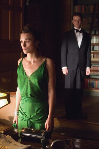 Keira Knightley i James McAvoy w filmie 'Pokuta'