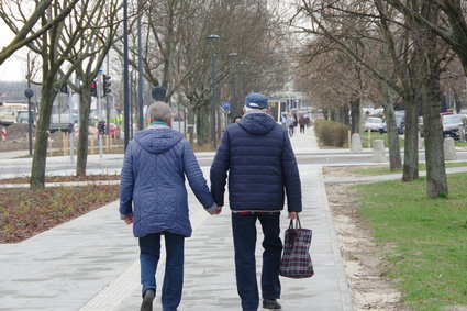 Czternaste emerytury do likwidacji, trzynastki dla najbiedniejszych. Do rządu trafił nowy pomysł