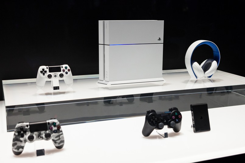 Playstation 4. Fot. Barone Firenze / Shutterstock.com