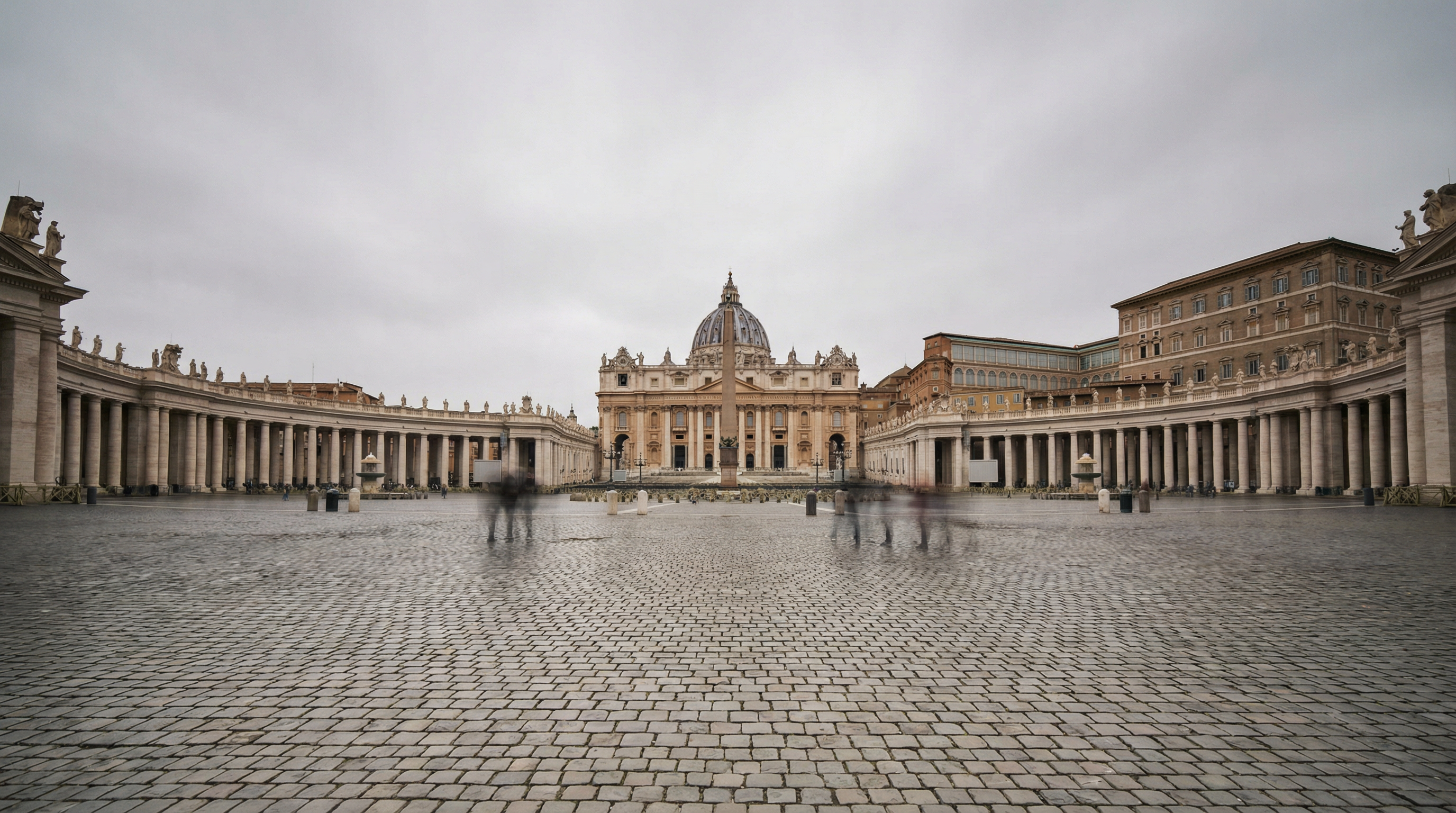 Papa Leone XIV contro l'IA: «amica onniscente» che erode il pensiero critico