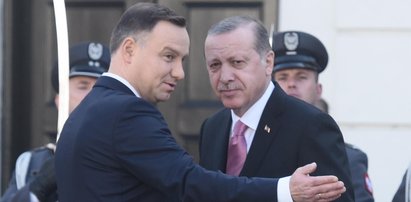 Andrzej Duda pogratulował Erdoganowi wygranej. Nie obyło się jednak bez małej wpadki