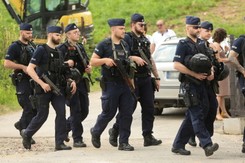 Nowe informacje w sprawie obławy w Starej Wsi. Policja ujawnia szczegóły