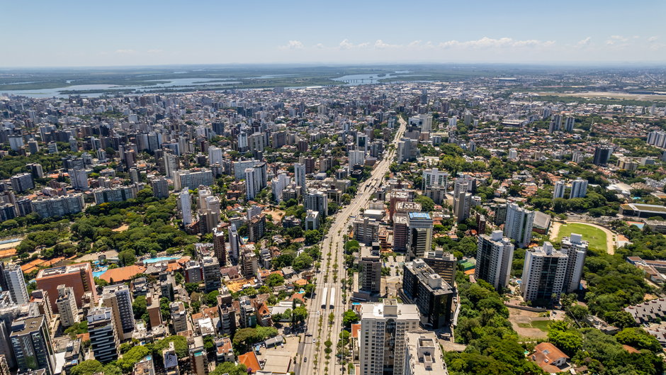 Widok z lotu ptaka na Porto Alegre, największe miasto na południu Brazylii
