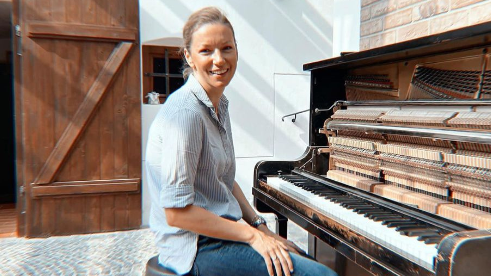 Zuzana Smatanová.