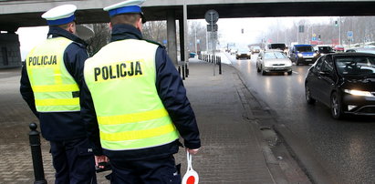 Trudne warunki na drogach. Policja apeluje o rozwagę