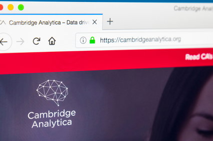 Cambridge Analytica ogłasza bankructwo