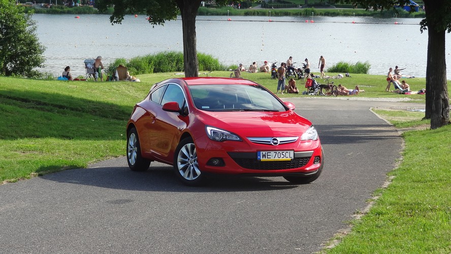Opel astra GTC