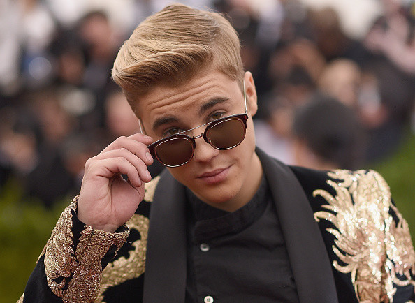 Justin Bieber wspiera walkę z koronawirusem