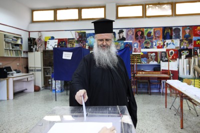 Kościół, posiadacze łodzi i korporacje, czyli kto nie oszczędza w Grecji