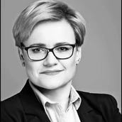 dr Monika Kwiecień-Miland