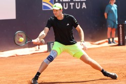 Hubert Hurkacz awansował do ćwierćfinału w Rzymie. Zajęło mu to trzy godziny