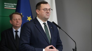 prezydent wetuje ustawę „aktywny rolnik”. minister rolnictwa: dopłaty