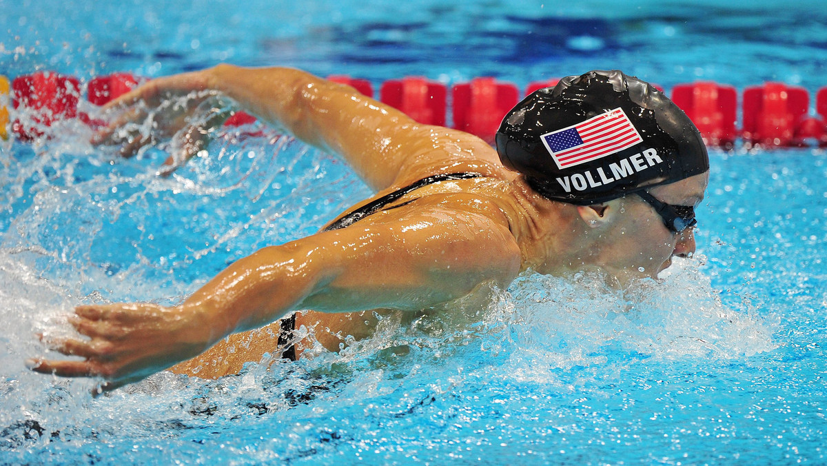 Dana Vollmer w kapitalnym stylu wywalczyła złoty medal w pływaniu na dystansie 100 m stylem motylkowym podczas igrzysk olimpijskich w Londynie. Amerykanka bijąc rekord świata, została pierwszą w historii zawodniczką, która w tej konkurencji uzyskała wynik poniżej 56 sekund (55,98 s).
