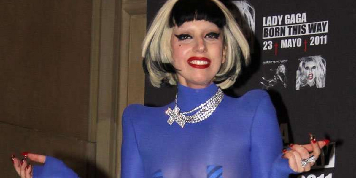 Lady GaGa znowu pokazała pierś. Nadal fajnie?