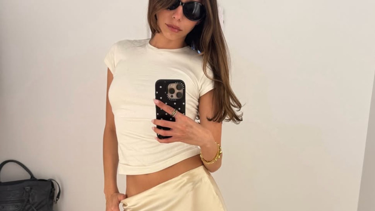 Midi suknje su hit proleća 2026.