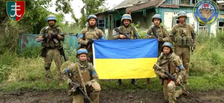 Kolejne sukcesy kontrofensywy. Tu znów powiewa flaga Ukrainy