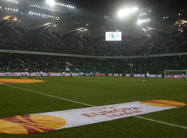 Wisła i Legia boją się o murawy swoich stadionów
