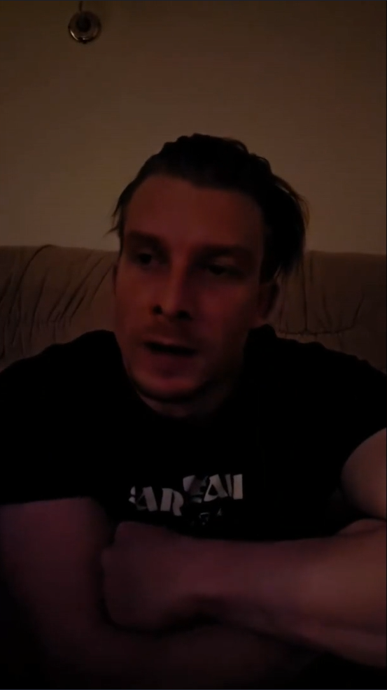 Moderátor a herec Juraj Bača.