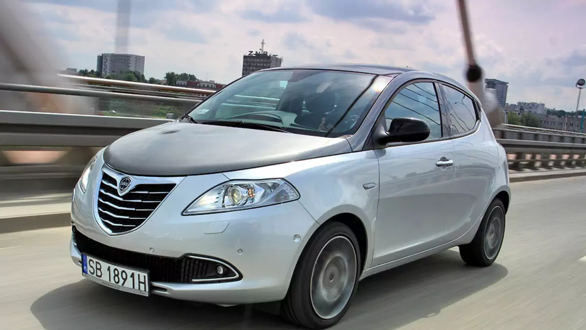 Lancia Ypsilon: elegancka tylko na pokaz