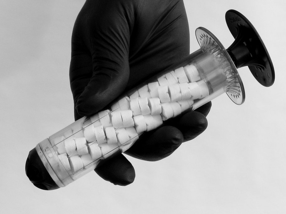 XStat is a syringe-like device that can plug a life-threatening wound from a knife or gun shot by injecting it with a collection of tiny super-absorbent sponges.