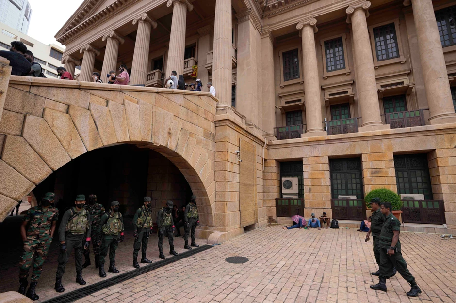 Vojska Šri Lanke kod kancelarije Gotabaje Radžapakse