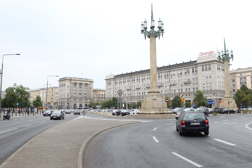 Następna stacja Plac Konstytucji