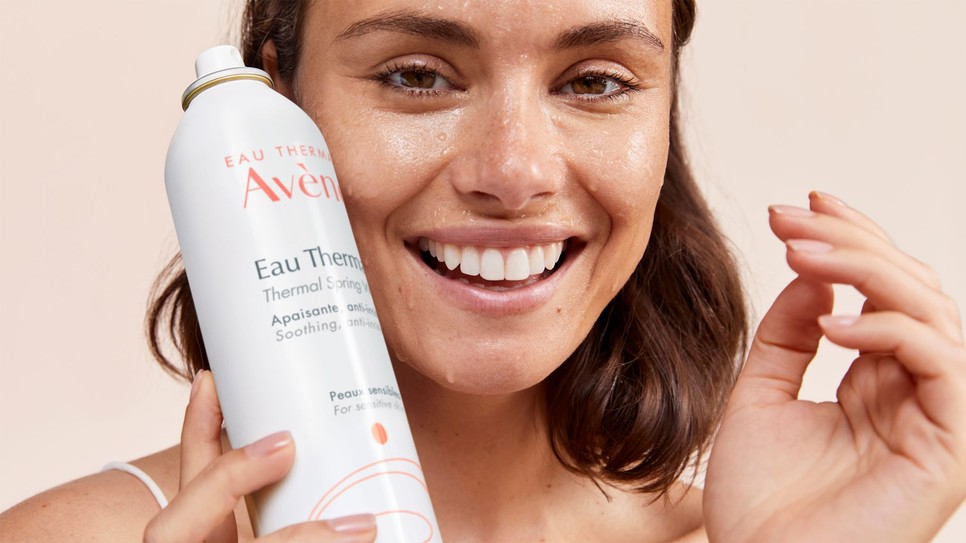 Az Avène Eau Thermale termálvíz mindig legyen a strandtáskádban