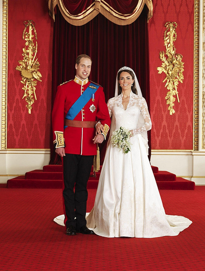 Oficjalne zdjęcia ślubne książęcej pary