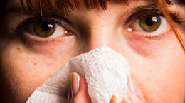 ¿COVID-19 o alergia?  Estas enfermedades se pueden confundir, pero también hay diferencias.  el medico traduce