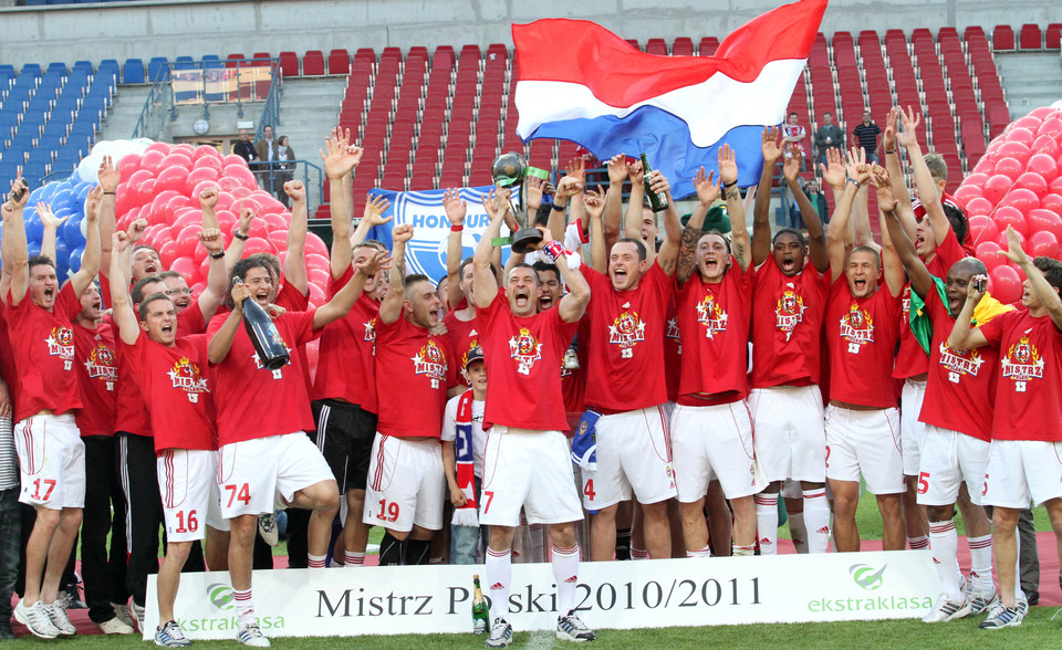 PIŁKA NOŻNA LIGA POLSKA WISŁA KRAKÓW POLONIA WARSZAWA