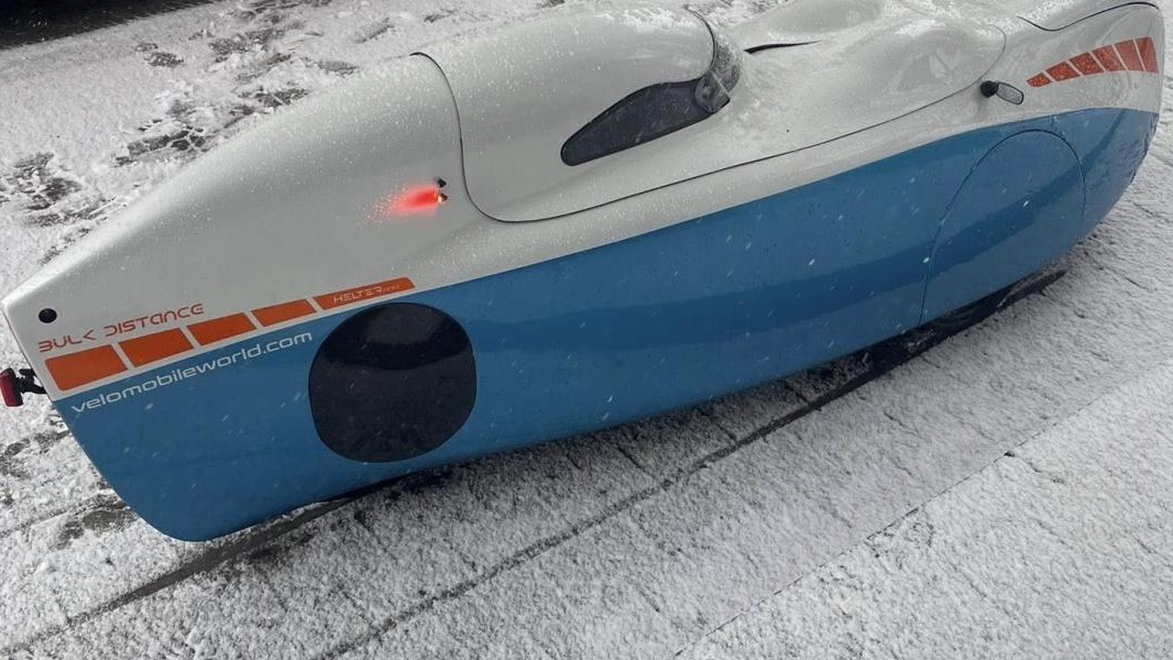 Česká policajná hliadka zastavila toto vozidlo za 10-tisíc eur. 