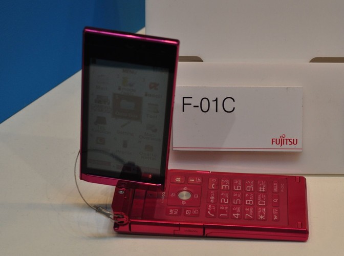 Nie samymi smartfonami żyje świat komórek