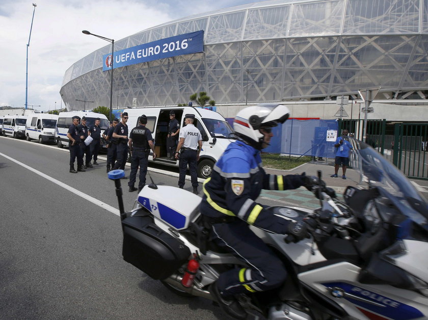 Euro 2016: Policja powstrzymała zamach w strefie kibica