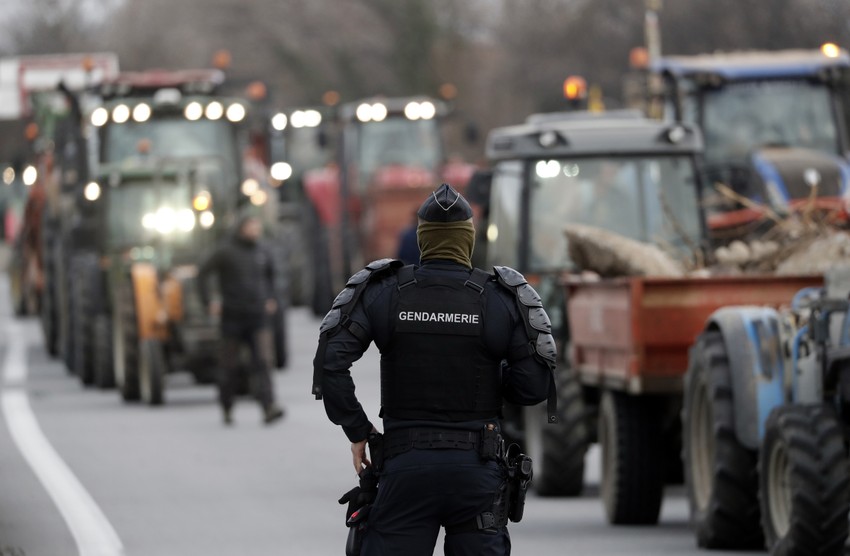 Francuska, barikade, blokade, protest poljoprivrednika