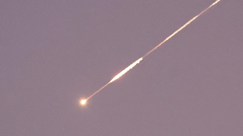 Projektili ispaljeni ka Izraelu tokom noći u ponedeljak | Foto: Reuters