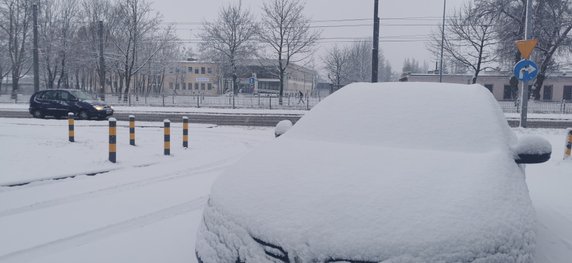 Sytuacja na drogach w Gorzowie po opadach śniegu