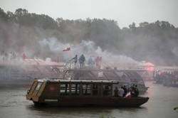 Skandal na Wiśle. Na promie odtwarzano hymn socjalistów