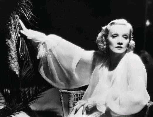 Ciekawski Tomek i sekrety Marleny Dietrich