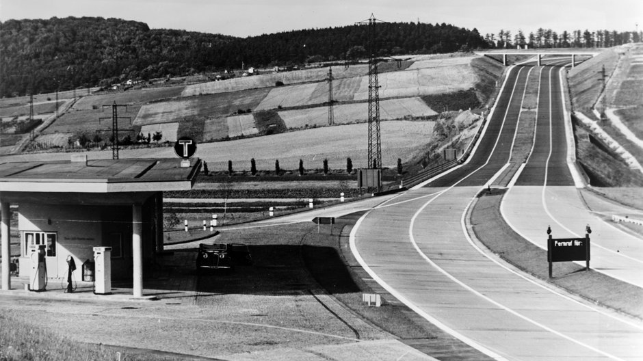 Niemiecka autostrada przed wojną (zdj. ilustracyjne)