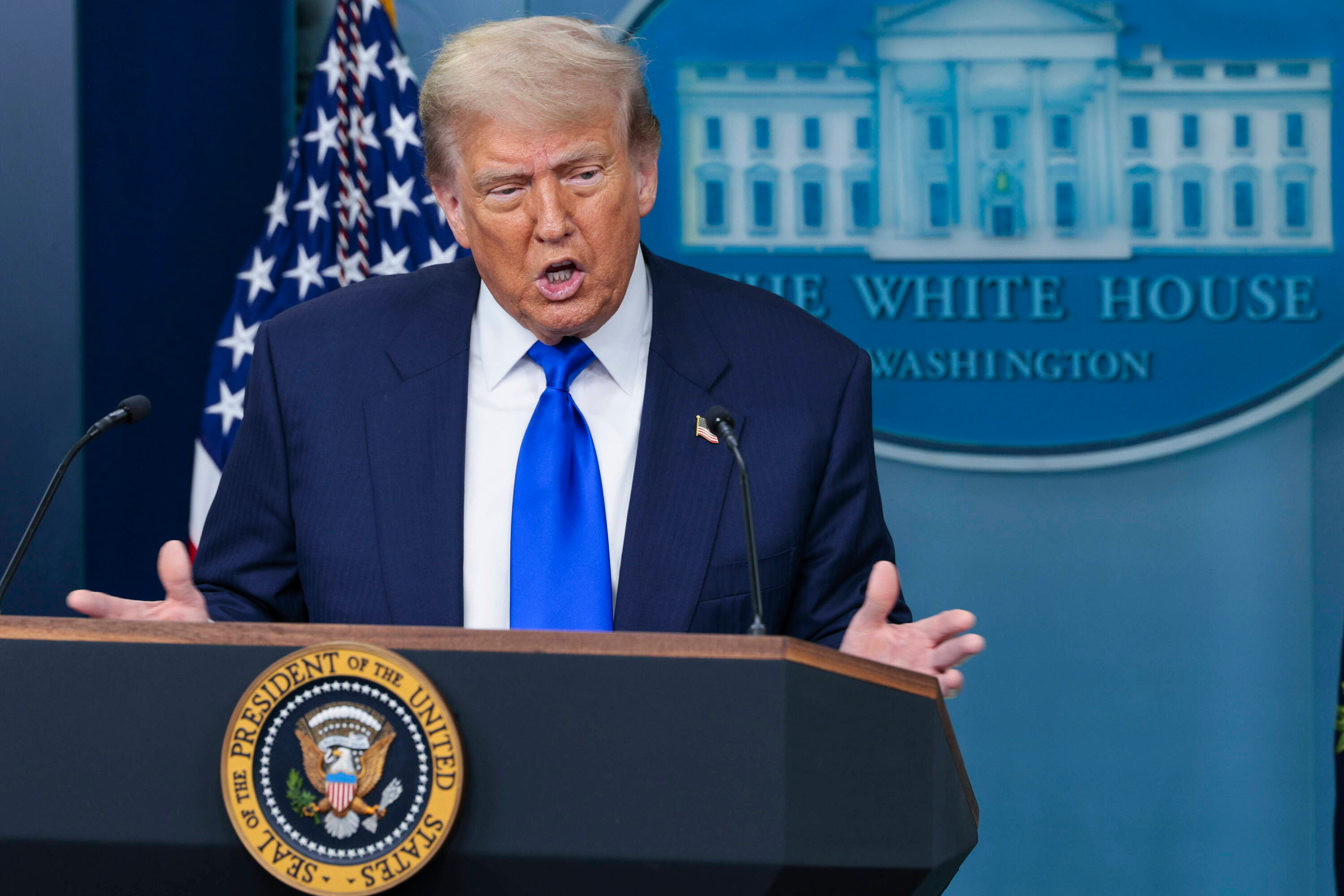 Pentagon wstrzymuje broń dla Ukrainy w ramach America First