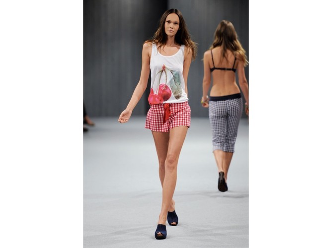 Bieliźniane figle-migle - kolekcja bielizny United Colors of Benetton na lato 2011.