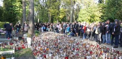 Tłumy wrocławian na cmentarzach