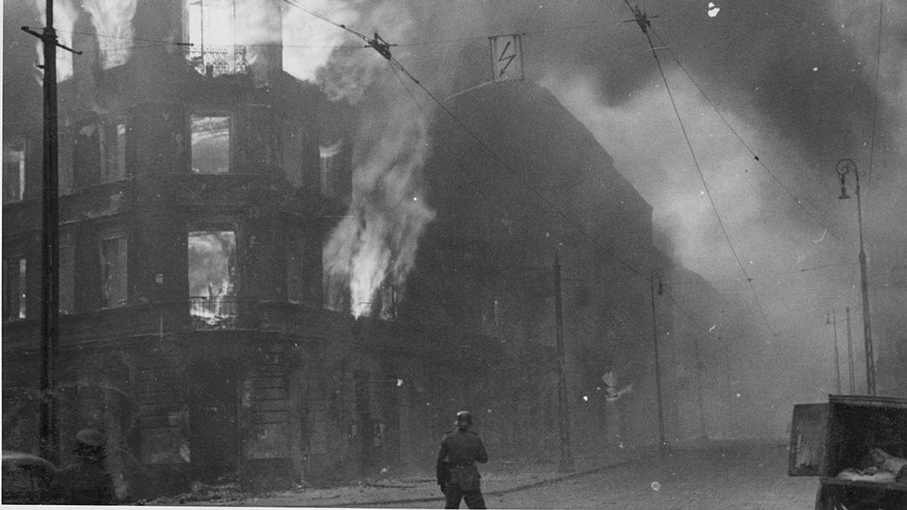 Koszmar w getcie. "Gestapowcy kazali im śpiewać, tańczyć i bić się do krwi"