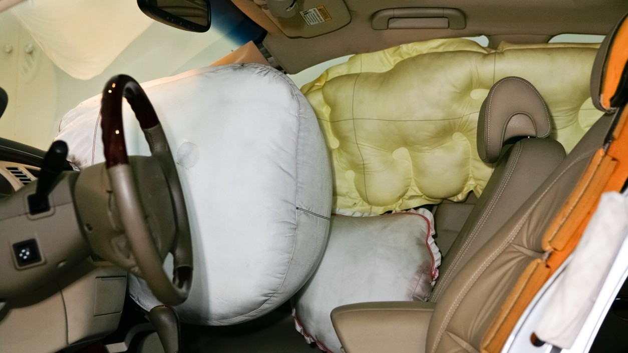 Prečo airbagy nie sú dokonalé? Pravda o ich fungovaní. 