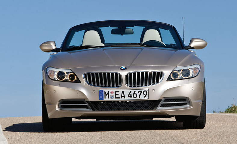 BMW: nowy Z4 Roadster wylądował w Warszawie (cena w Polsce)