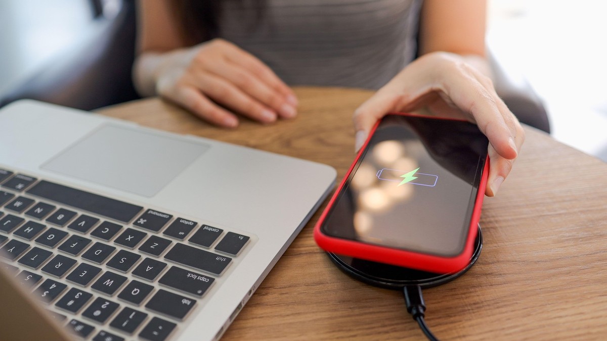 Pravilo "20% i 80%" više ne važi! Stručnjaci otkrili kako zapravo treba puniti današnje pametne telefone Kép