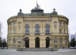 Jakie są najbardziej oblegane kierunki studiów? Resort nauki podał dane za 2020 rok