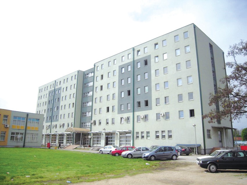 Operativnom dežurstvu CJB Banjaluka 25. maja oko 19.50 časova prijavljeno je narušavanje reda i mira u Internatu Uprave za policijsko obrazovanje