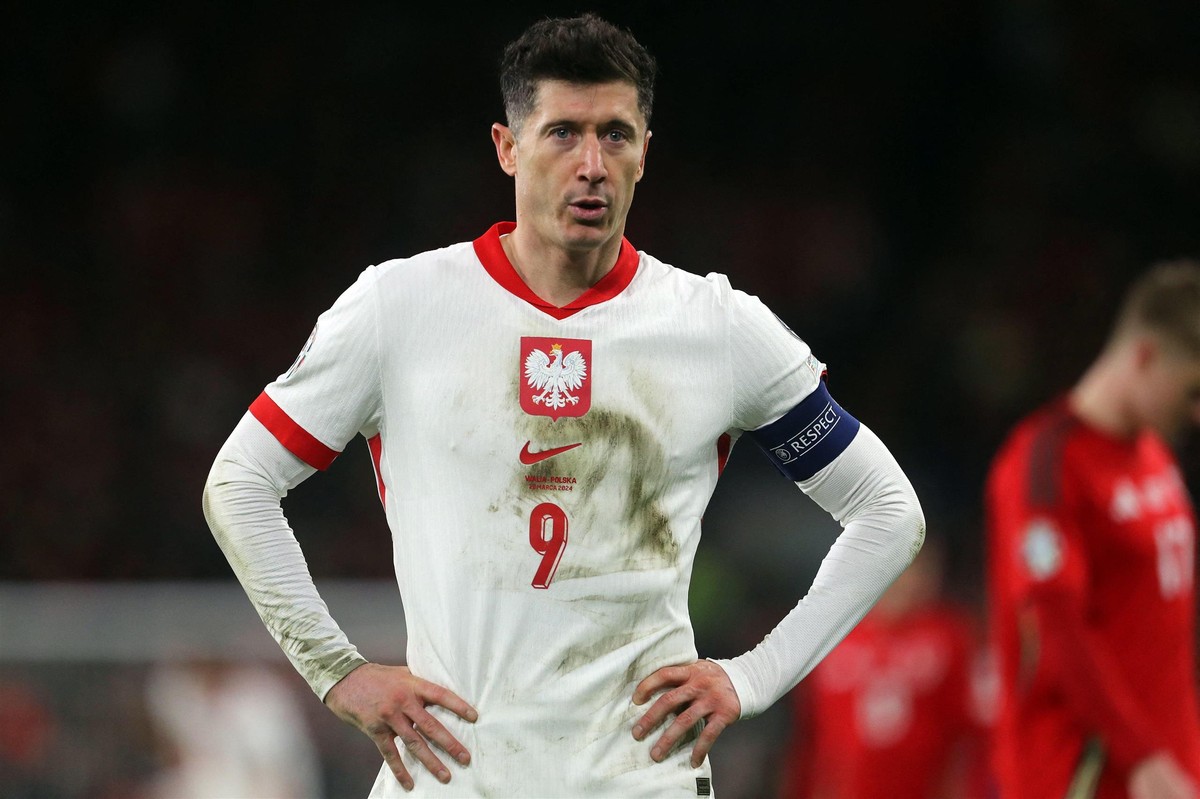 Robert Lewandowski otrzymał kolejny cios. Padły oskarżenia. "Wiedział o lewiznie"